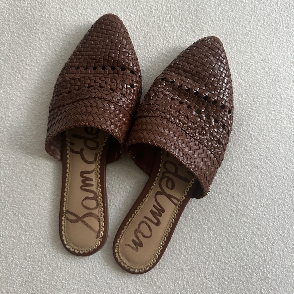 Sam Edelman brown leather slide on flats